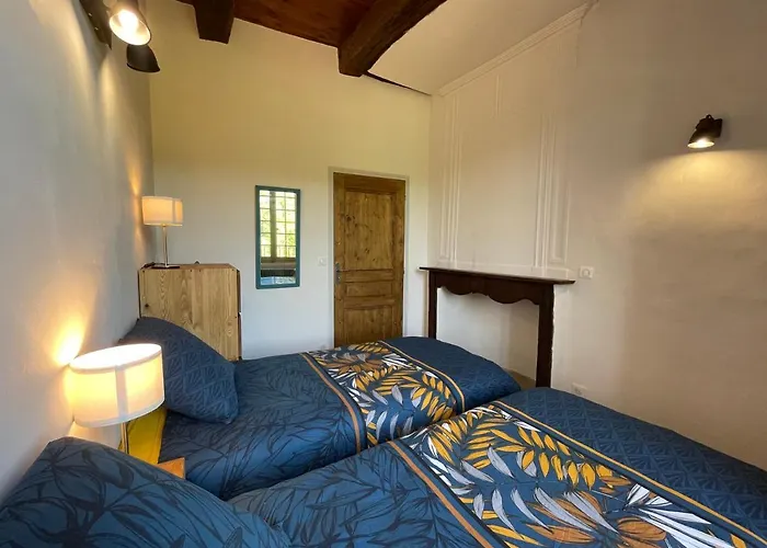 Chateau De Latour Sur Sorgue