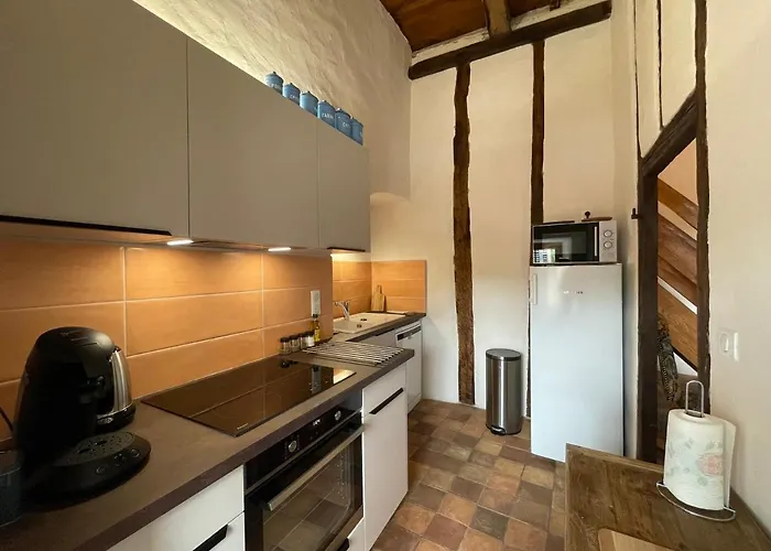 아파트 Chateau De Latour Sur Sorgue *