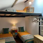 Chateau De Latour Sur Sorgue Apartment *