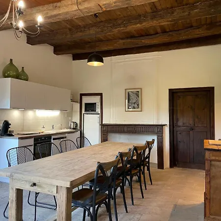 Chateau De Latour Sur Sorgue Appartement Marnhagues-et-Latour