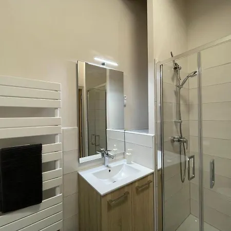 Apartment Chateau De Latour Sur Sorgue *