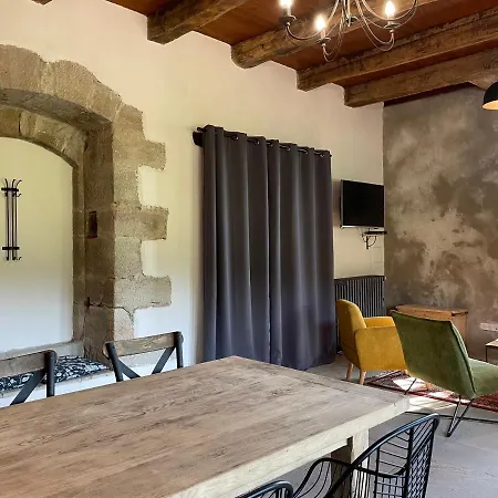 Chateau De Latour Sur Sorgue Apartment