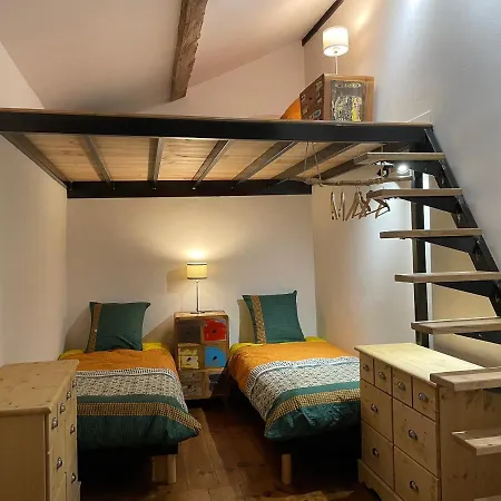 Chateau De Latour Sur Sorgue *