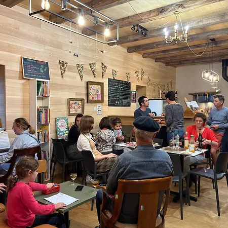 Chateau De Latour Sur Sorgue *