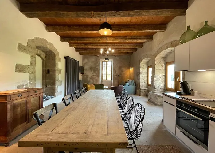 Lejlighed Chateau De Latour Sur Sorgue *