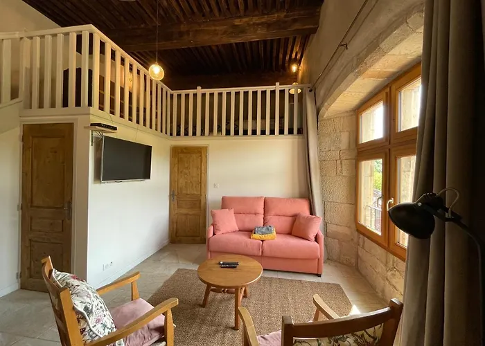 Chateau De Latour Sur Sorgue *