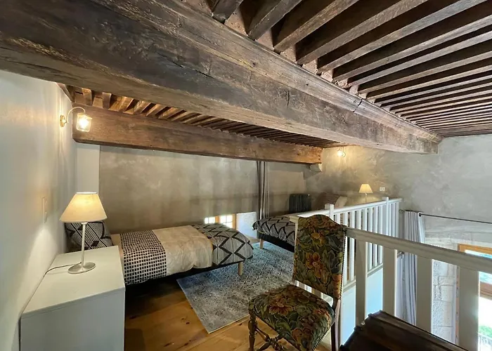 Chateau De Latour Sur Sorgue *